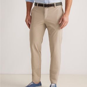 Vineyard Vines On-The-Go Khaki pants, men’s 32x32 NWT MSRP $128